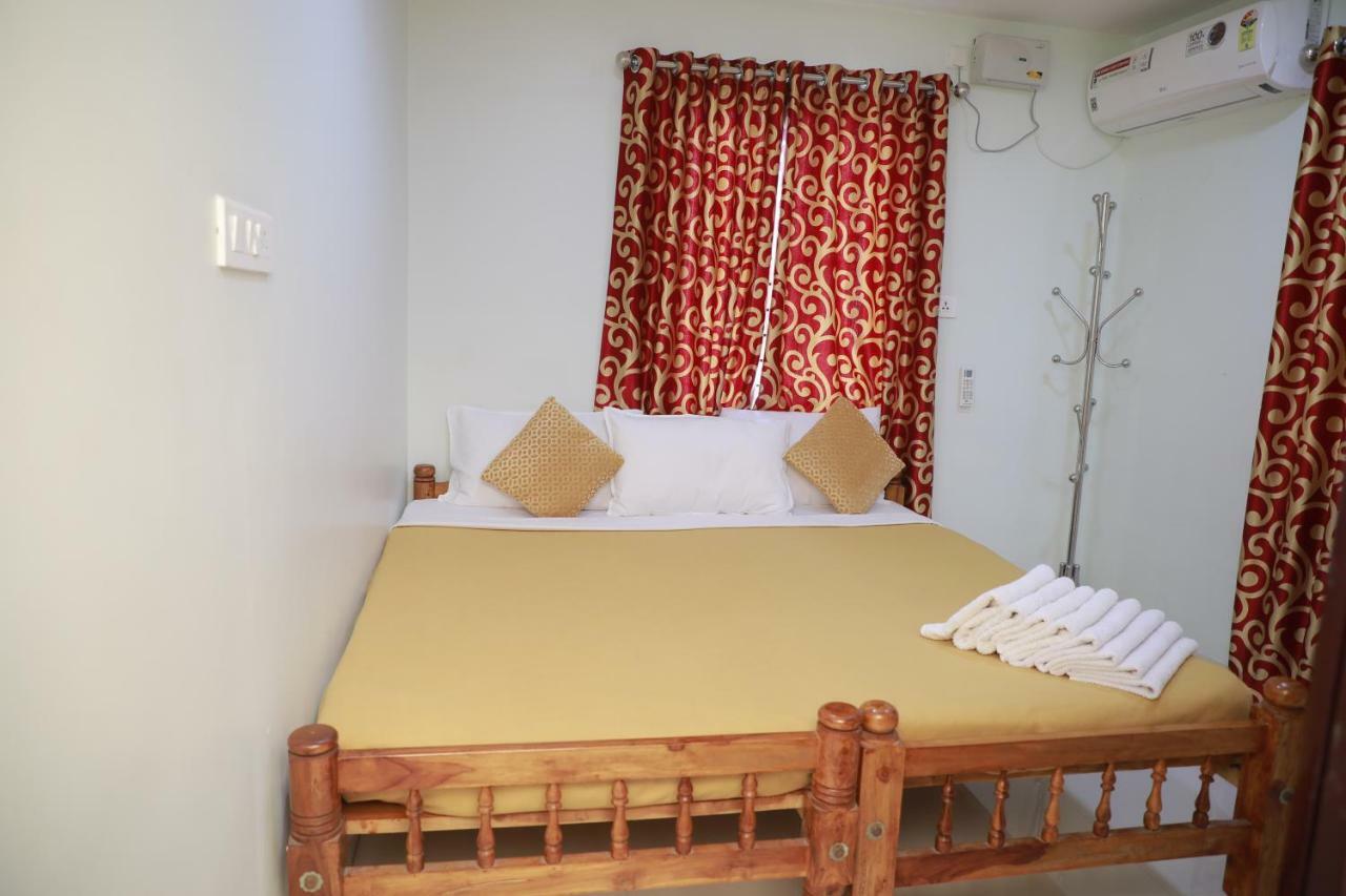 科兰Pavithram Residency住宿加早餐旅馆 外观 照片